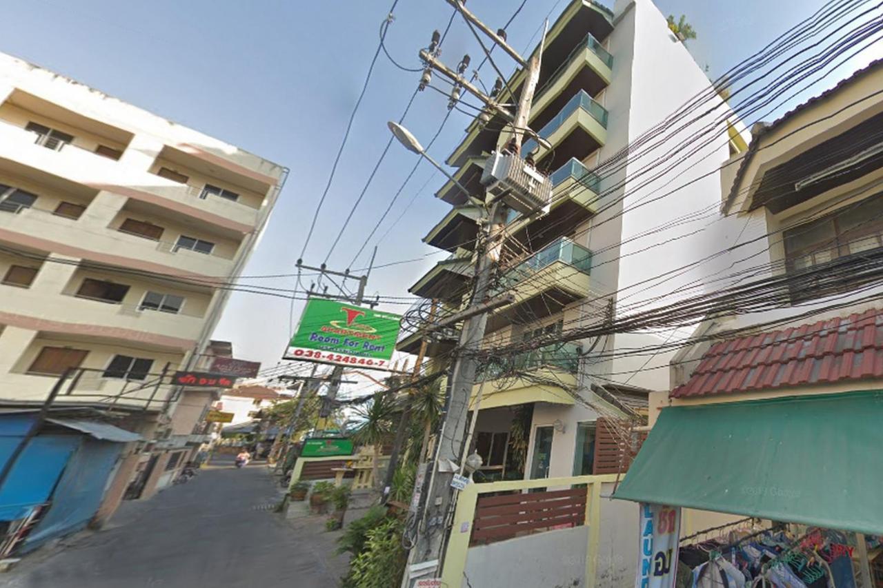 Oyo 1097 Thep Apartment Pattaya Buitenkant foto